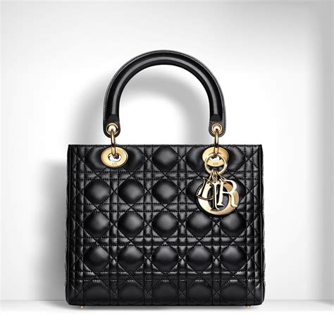 lady dior medium price.